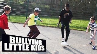 playing kids at football,funny football moment happens