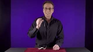 National Geographic Magic Set: Linking Paper Clips Trick