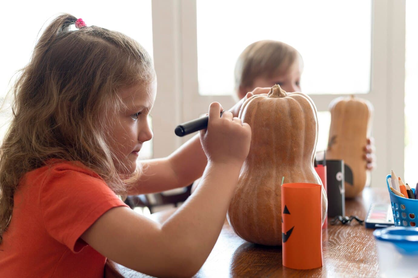 8 Cool DIY Projects For Kids To Try This Fall!